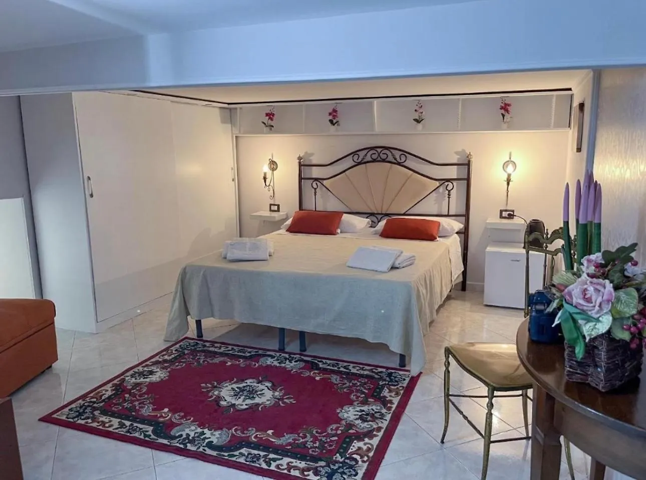 Beb Boreale Hotell Neapel Italien